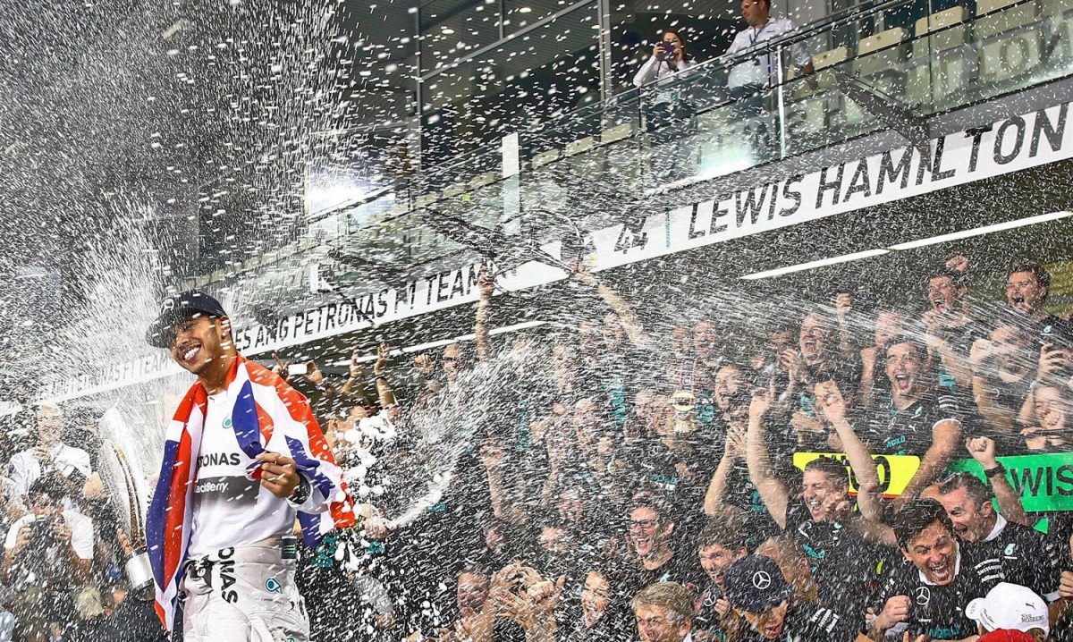 Lewis Hamilton, pilota da record – Foto