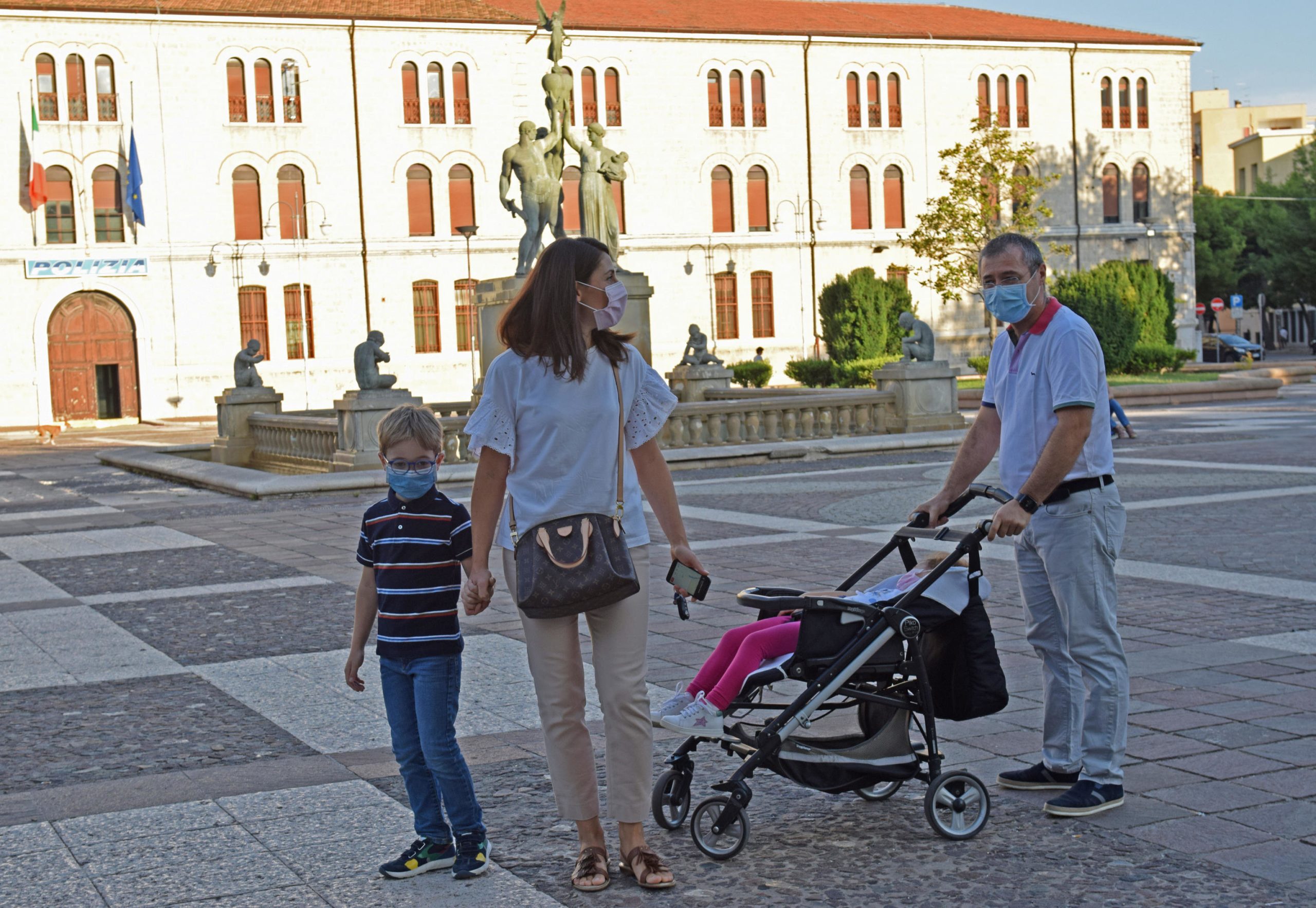 La Lega: luce sugli allontanamenti dei minori in Lombardia