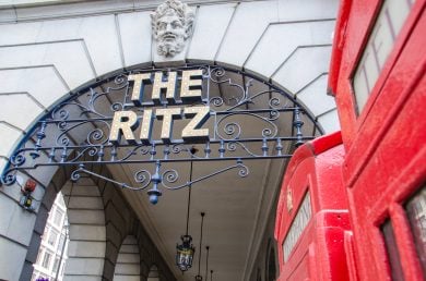Gli hacker ed il colpo al Ritz di Londra con una sola telefonata