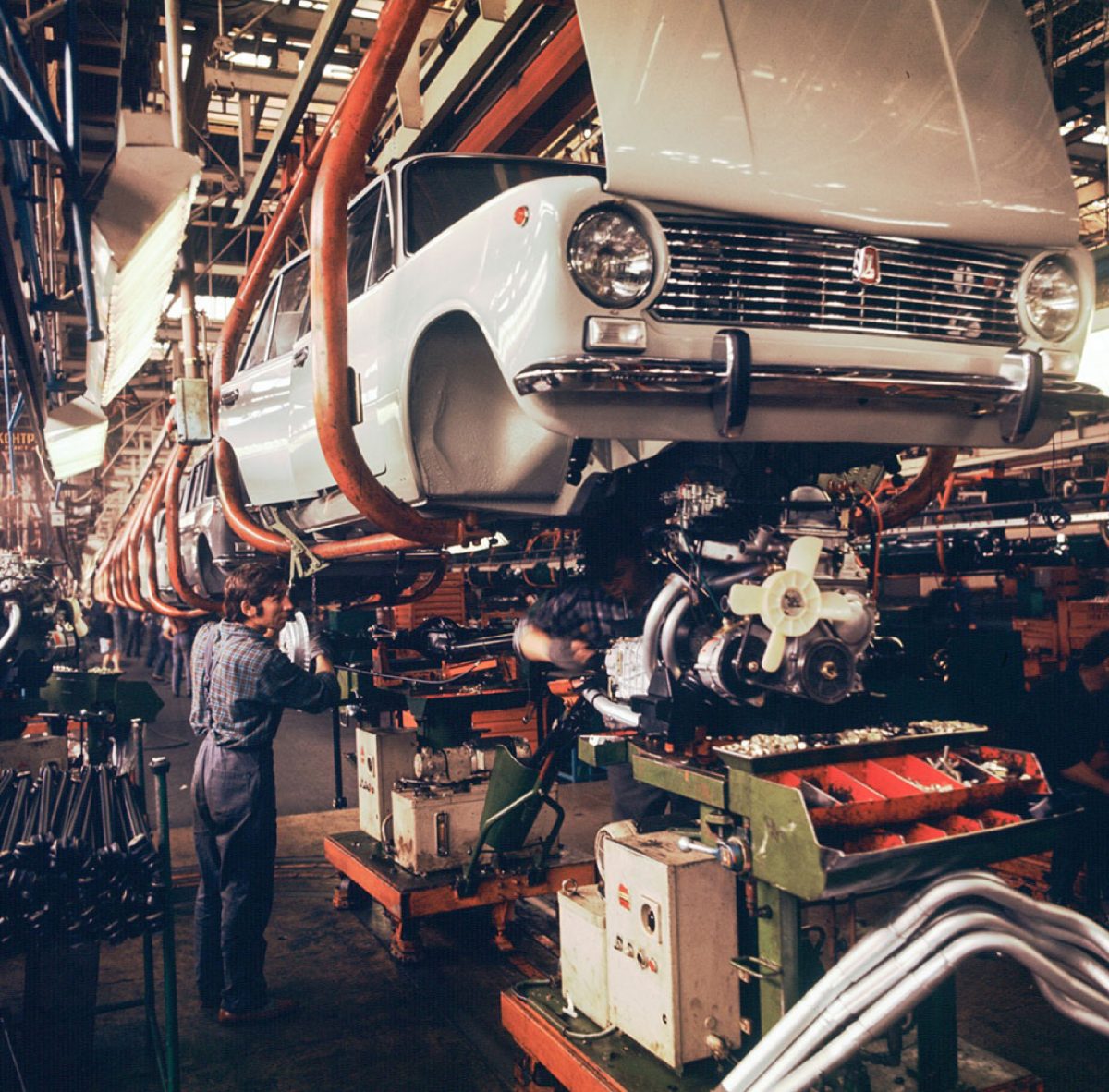 Galleria foto 'Lada-VAZ 2101: storia e foto della Fiat 124 sovietica' - foto 18