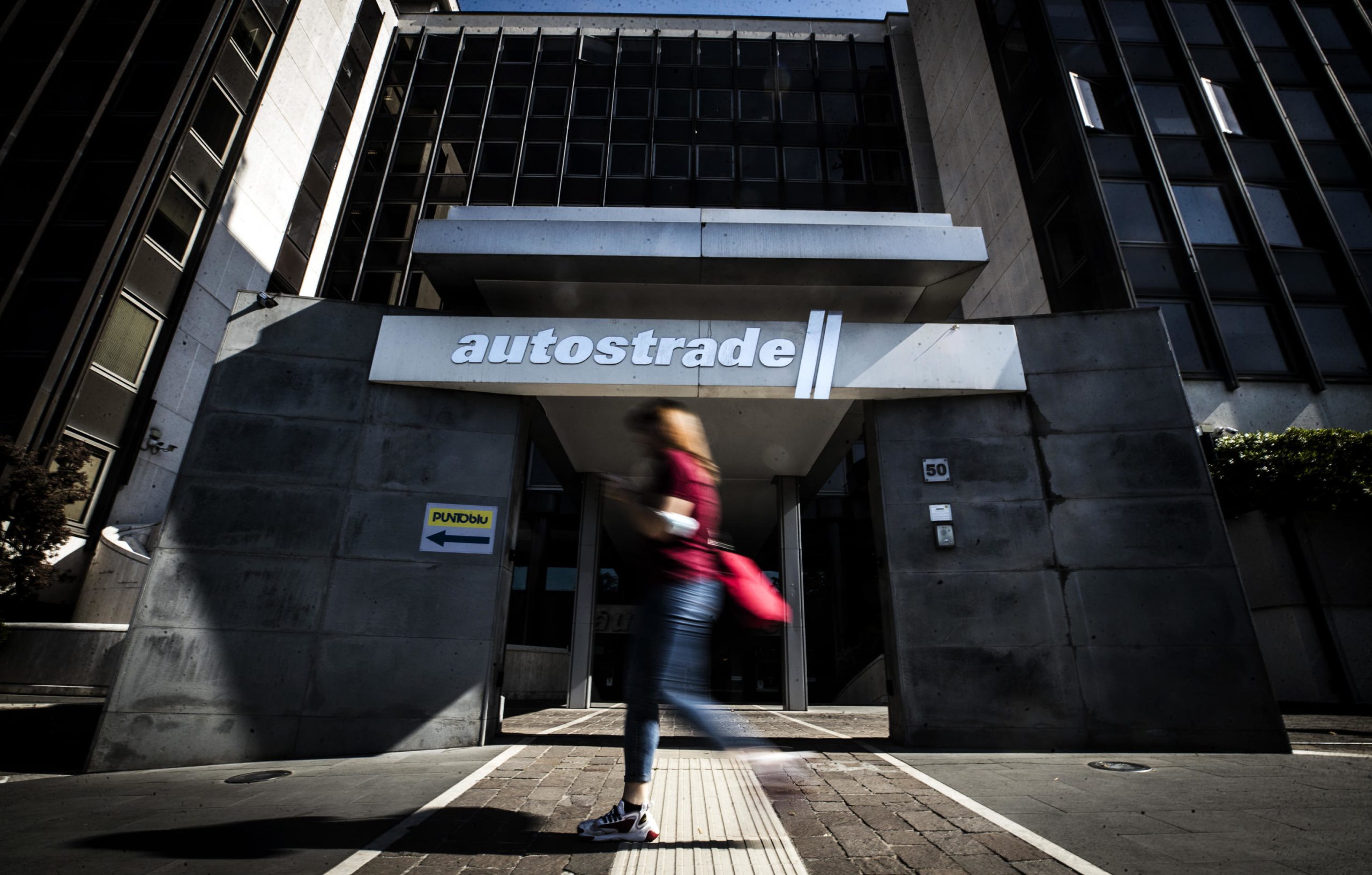 Il caso Autostrade ancora in alto mare; ma da due anni il governo dice in contrario