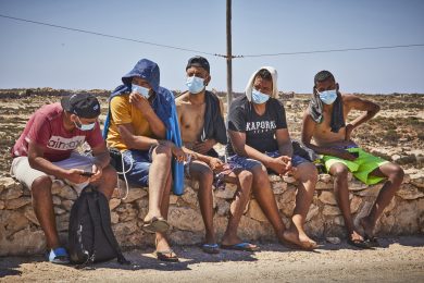 La Tunisia è vicina, i rimpatri lontani