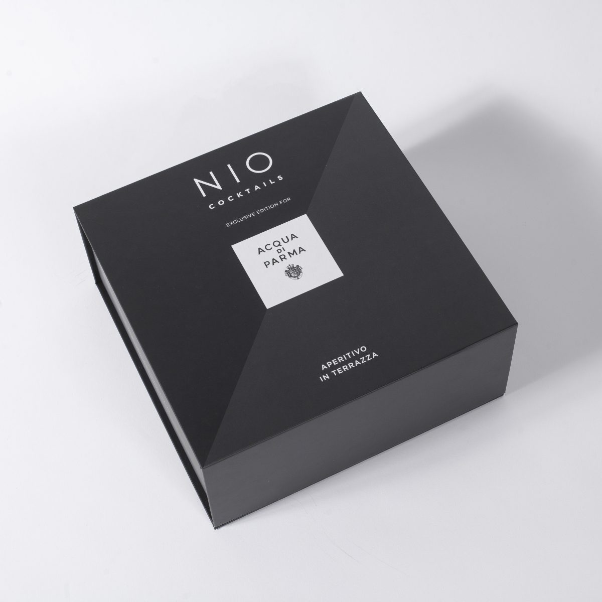 Galleria foto 'Il ritorno del mobile bar' - foto 5