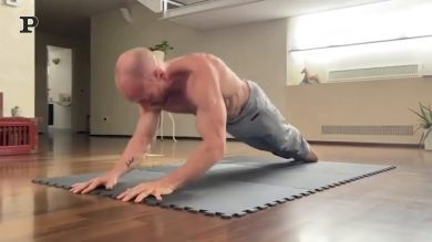 L’allenamento a casa di Yuri Chechi (impossibile) | video