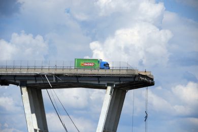 Crollo del Ponte Morandi di Genova: arrestati i vertici di Autostrade