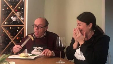 Le pillole di galateo di Petra e Carlo: dove mettere e come usare i coltelli a tavola