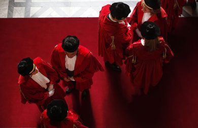 Serve un magistrato 
che indaghi
 sul concorso per magistrati