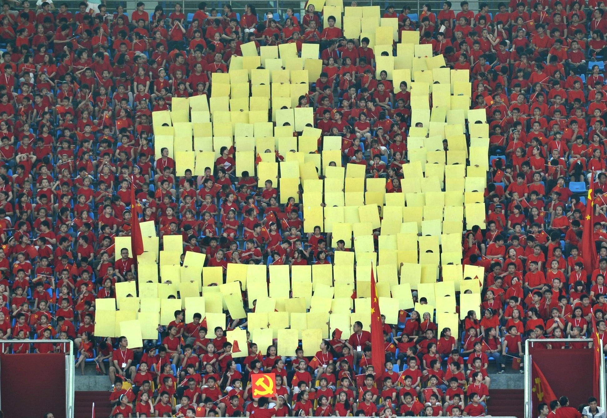 Mentre l’Ue è in balia del virus, il Plenum cinese pianifica 15 anni di tecnocrazia