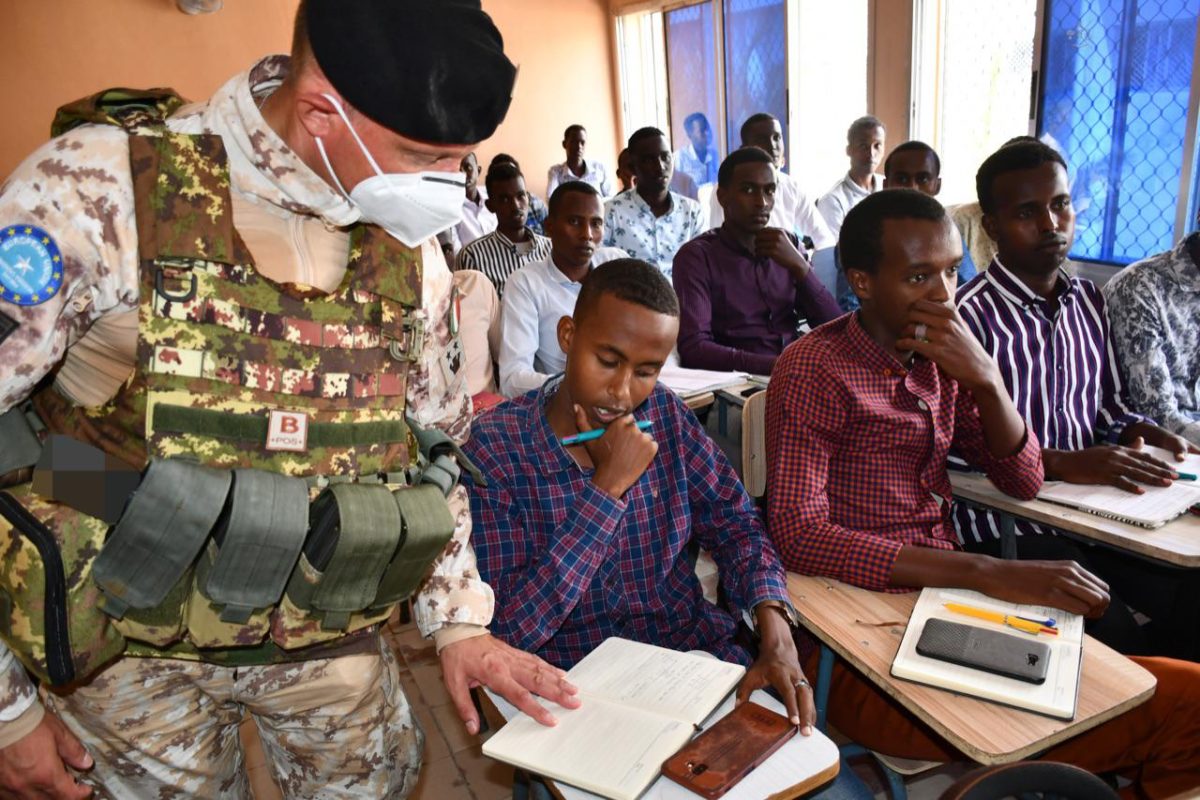 Galleria foto 'Un anno con l’Esercito Italiano' - foto 8