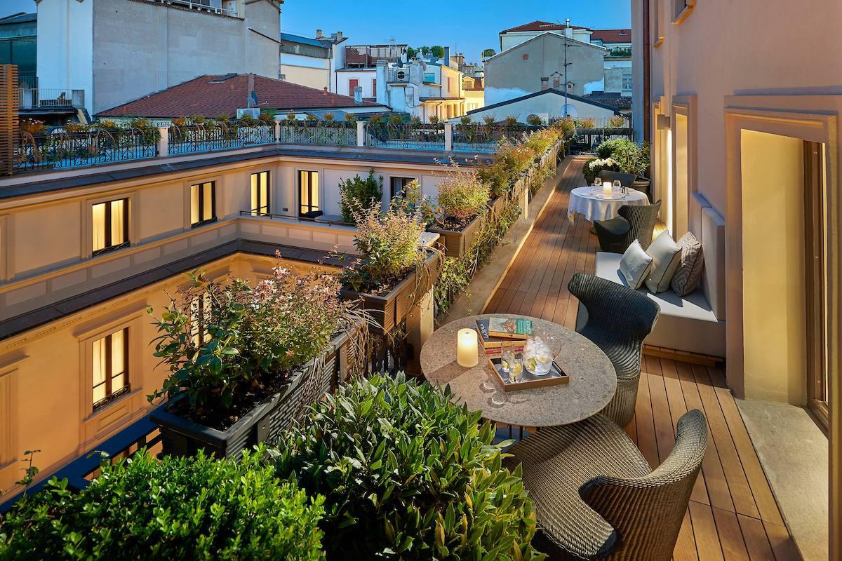 Capodanno in hotel (nella propria città) Capodanno in hotel (nella propria città)