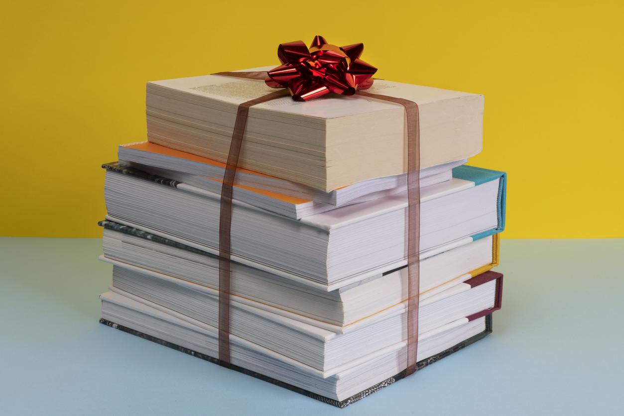 Guida regalo per lettori. I migliori titoli dell’anno e gli accessori indispensabili