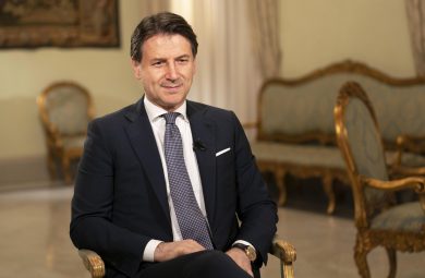 L’ennesima falsa promessa di Conte: ora blinda il Natale