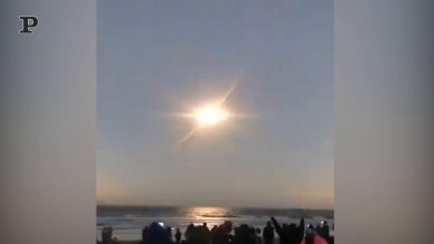 Eclissi totale di Sole oscura Argentina e Cile: le immagini spettacolari | video