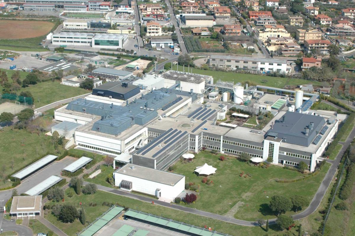 Galleria foto 'Il vaccino contro il Covid di AstraZeneca funziona meglio (e costa meno)' - foto 9