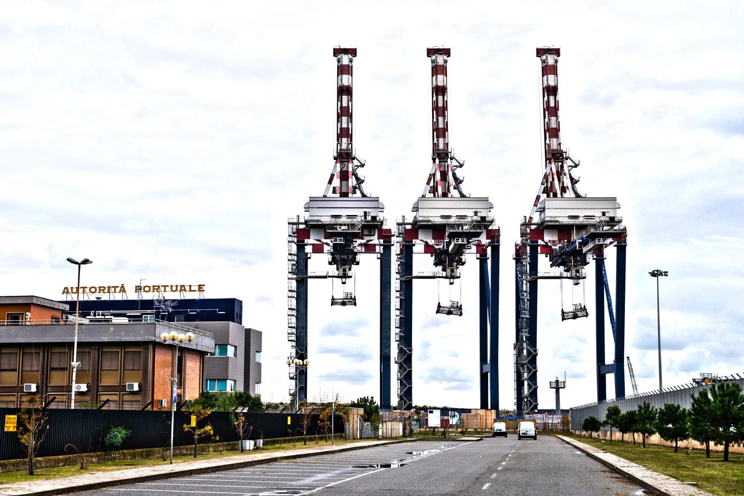 La riforma dei porti è nella nebbia La riforma dei porti è nella nebbia