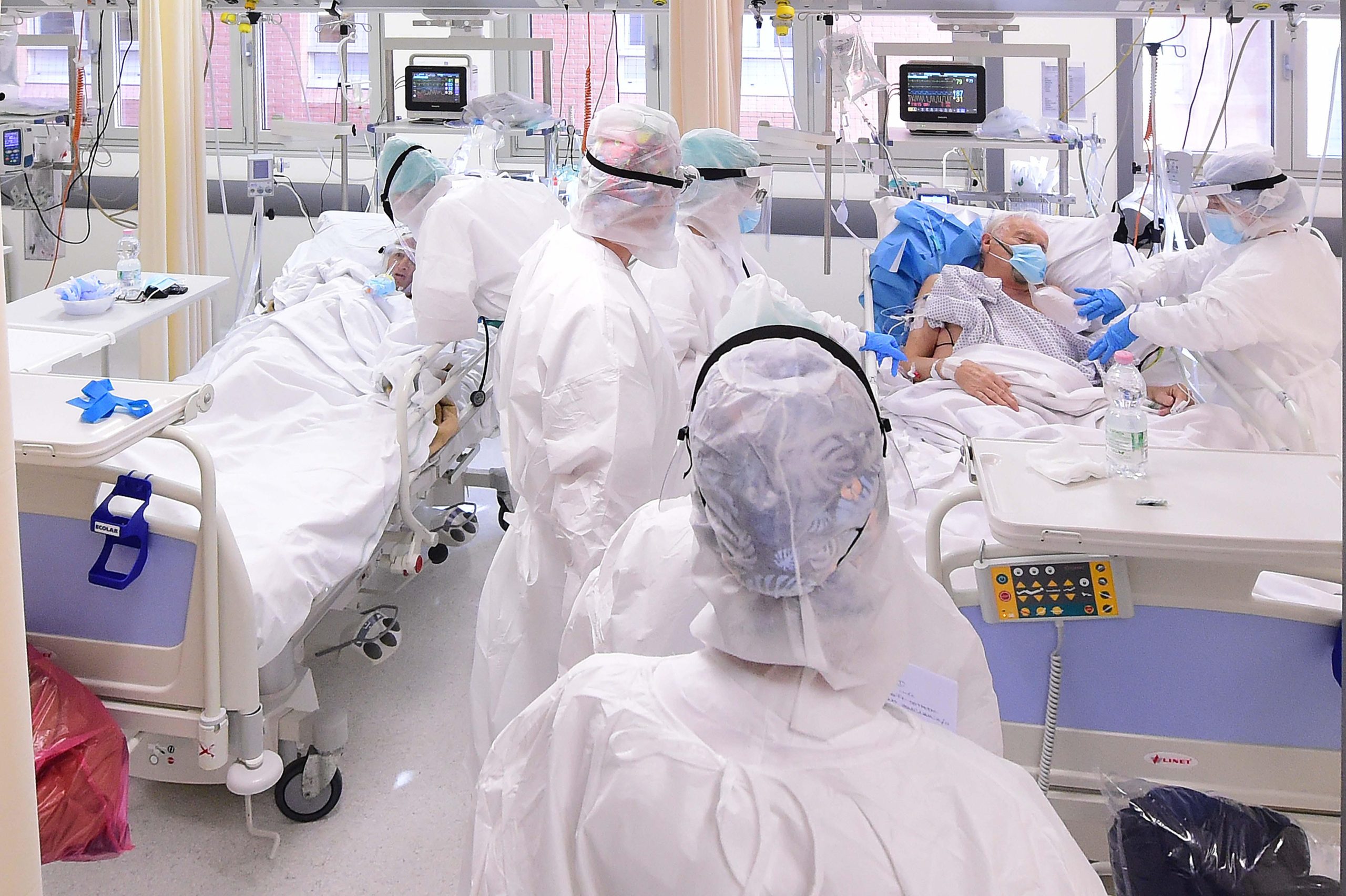 Manifesto in difesa degli anziani Manifesto in difesa degli anziani