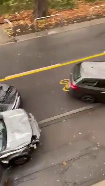 Treviri, auto sulla folla. Morti e feriti | video