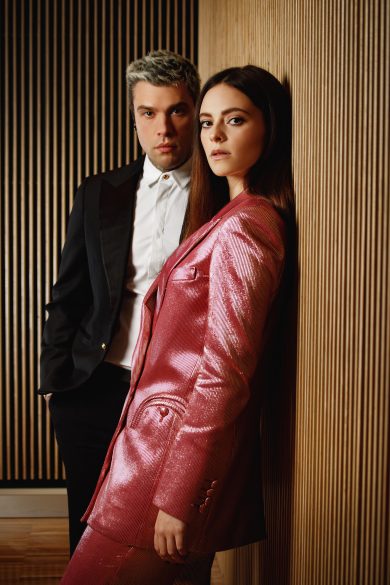 Niente esclusione per Fedez che posta alcuni secondi del brano di Sanremo