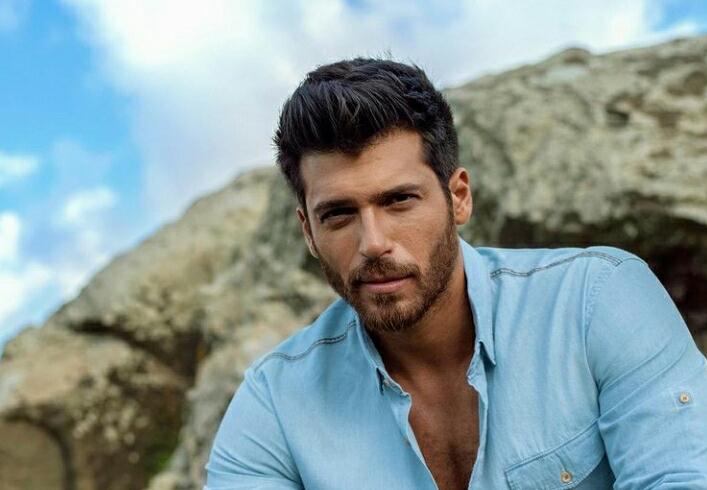 Sanremo 2021: Can Yaman, il pubblico e i costi, tutte le novità Sanremo 2021: Can Yaman, il pubblico e i costi, tutte le novità