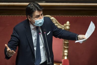 Conte resta in sella con il Governo Moviola