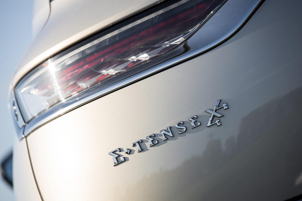 Galleria foto 'Ds Automobiles presenta un nuovo suv ibrido 4×4' - foto 10