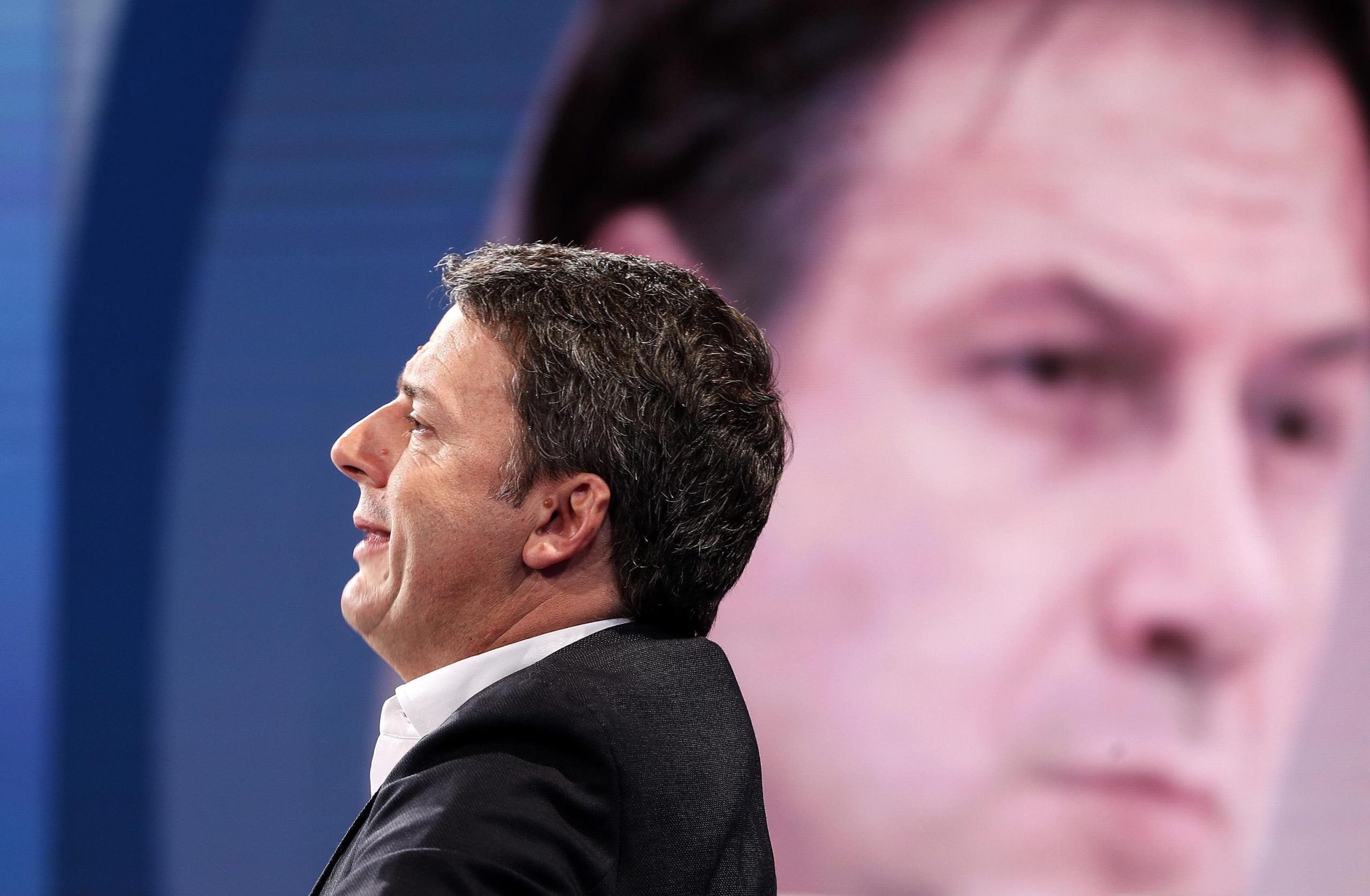 Conte e Renzi sprecano un mese della nostra vita