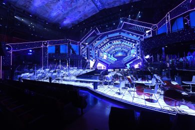 Sanremo 2021: la scenografia del Festival è una gigantesca astronave