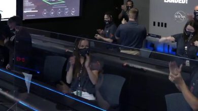 Perseverance atterra su Marte, entusiasmo alla Nasa | video