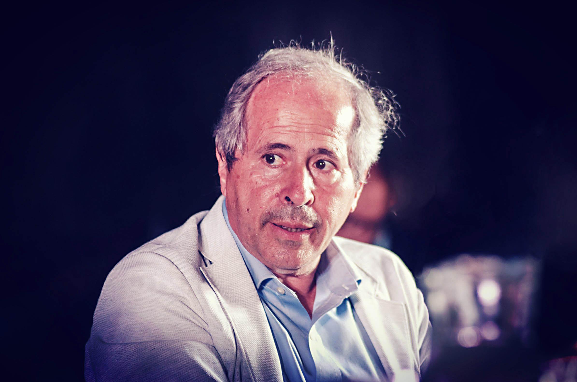 Crisanti: «Un altro lockdown non basta. Occorre monitorare le varianti e fare tamponi» Crisanti: «Un altro lockdown non basta. Occorre monitorare le varianti e fare tamponi»