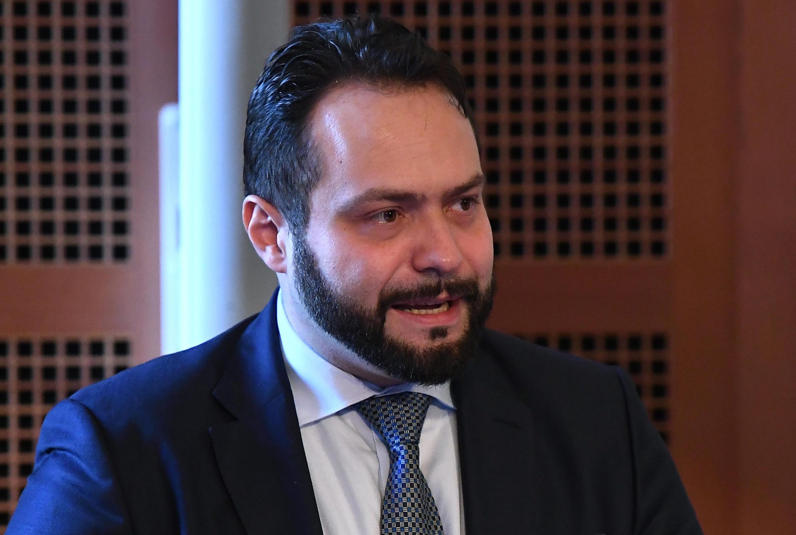 «Chi va contro il voto su Rousseau si deve dimettere»