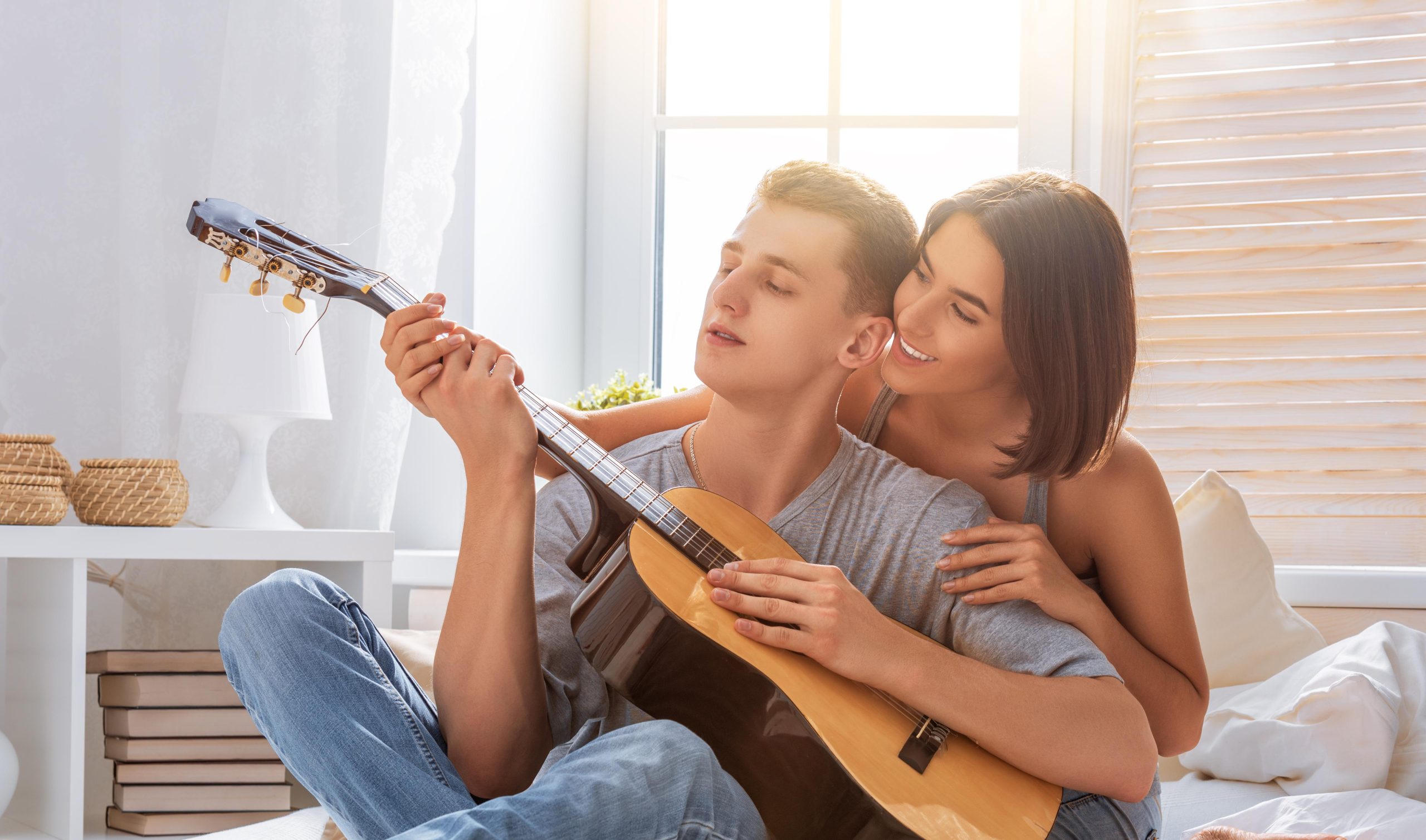 Spotify e Tinder: il match perfetto si trova con la musica Spotify e Tinder: il match perfetto si trova con la musica