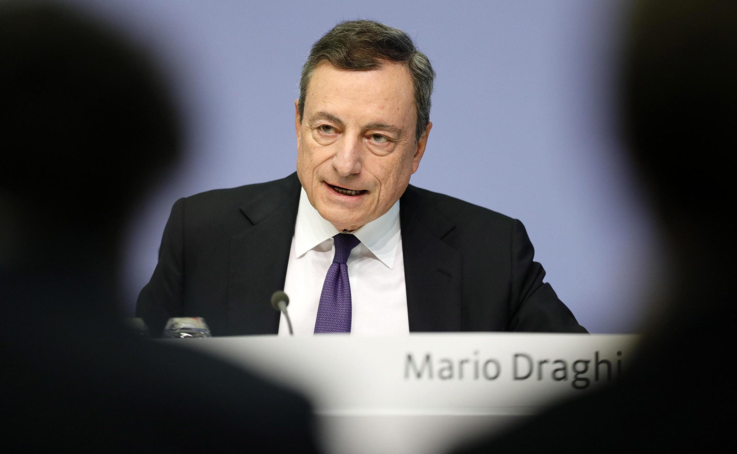 Draghi e i partiti. Il nome di Mr Bce già nel 2013 Draghi e i partiti. Il nome di Mr Bce già nel 2013