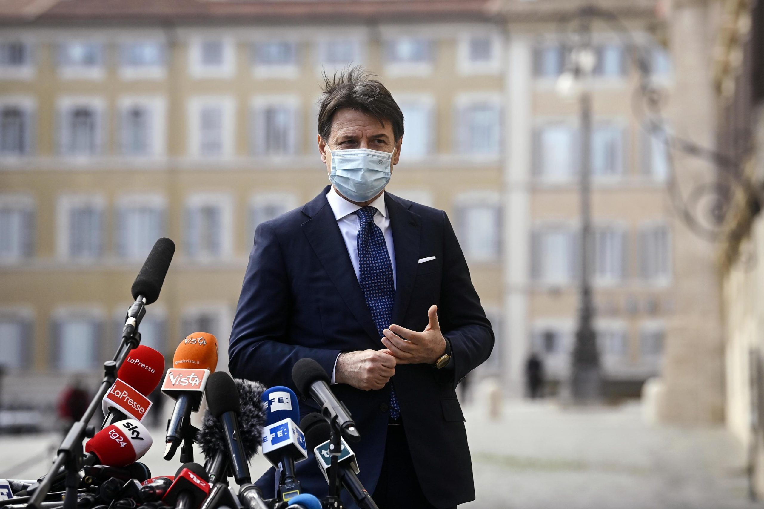 Mission Impossible, un poltrona per Conte