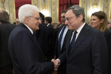 Renzi fa fuori Conte, Mattarella chiama Draghi