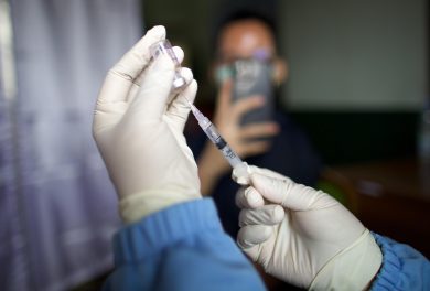 Tutti i guai del piano vaccinale italiano