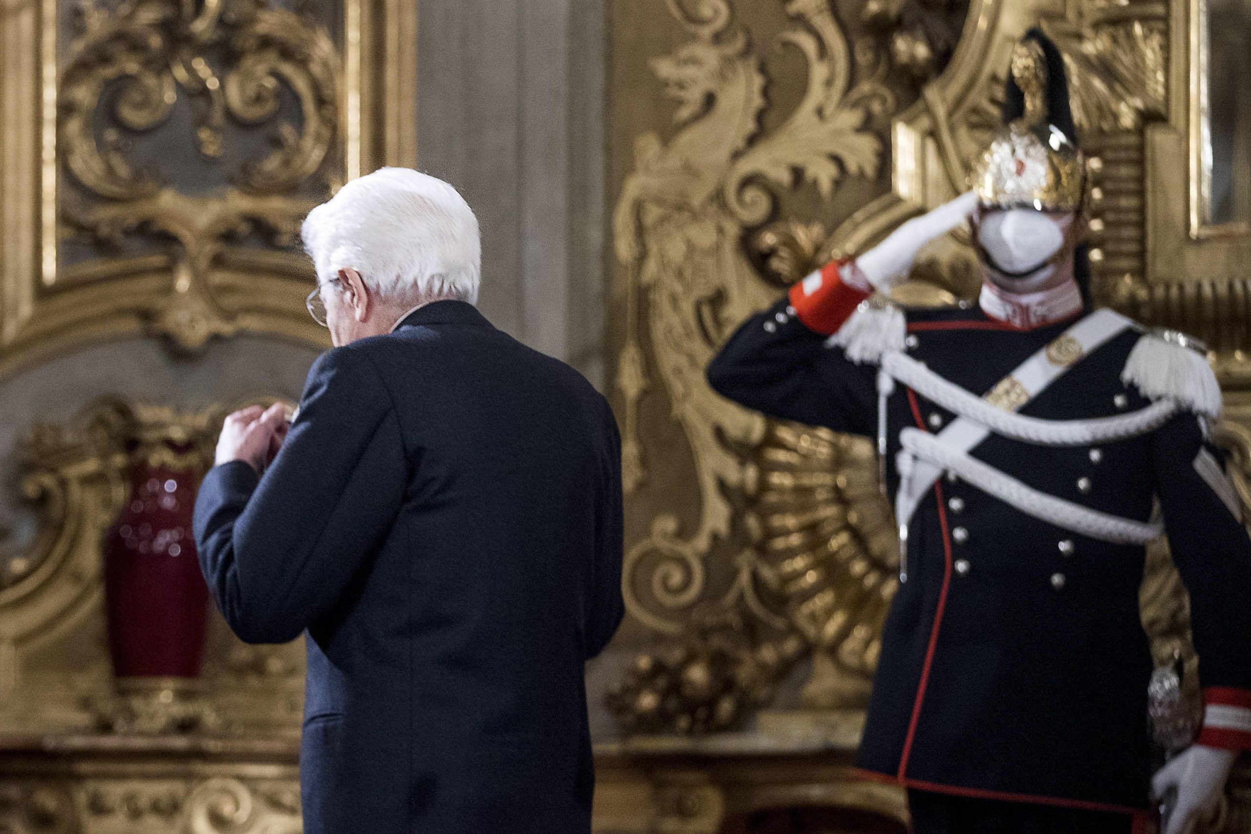 Il Colle chiude il cerchio del potere. Il centrodestra resta fuori