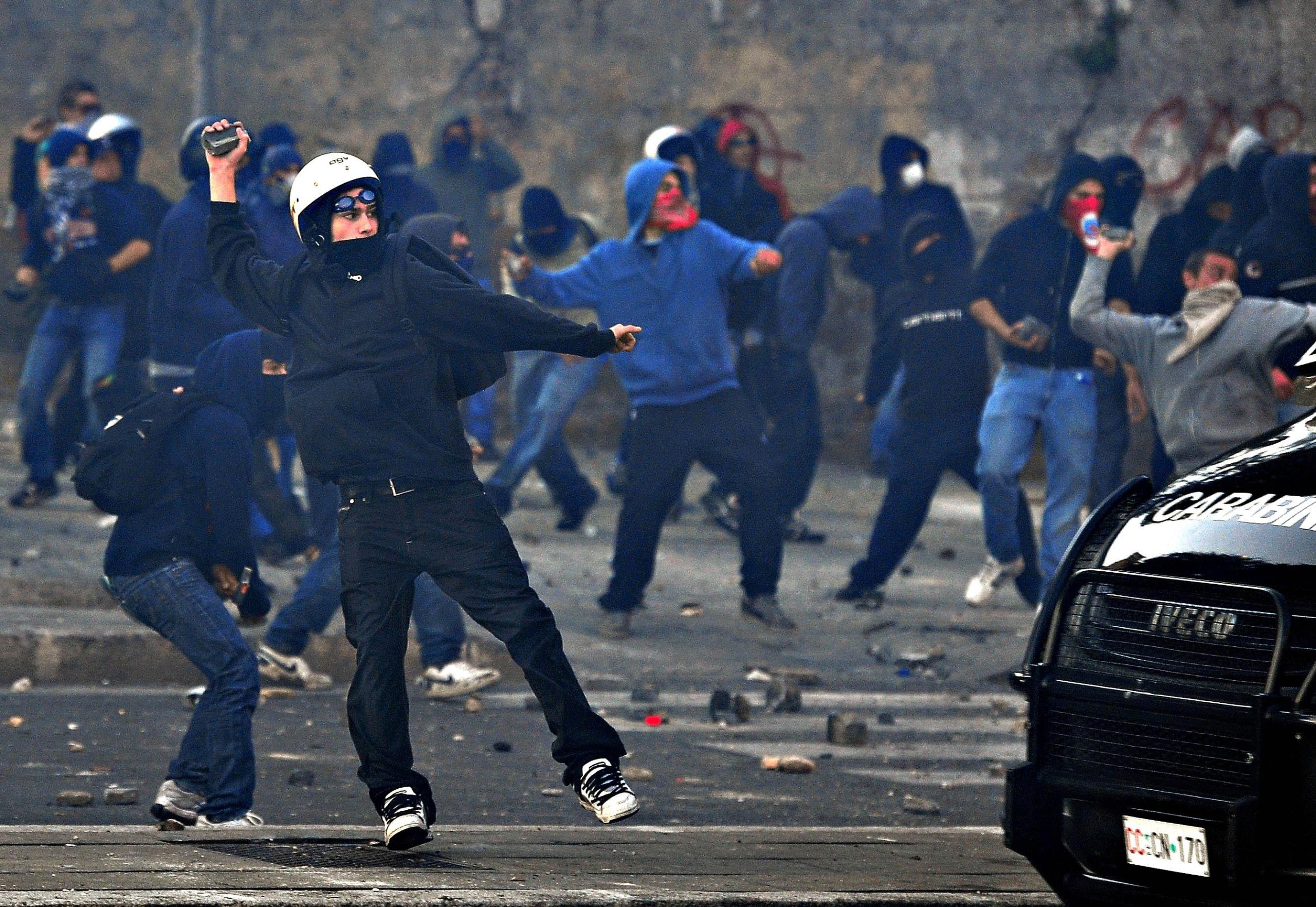 Black bloc: il danno e la beffa