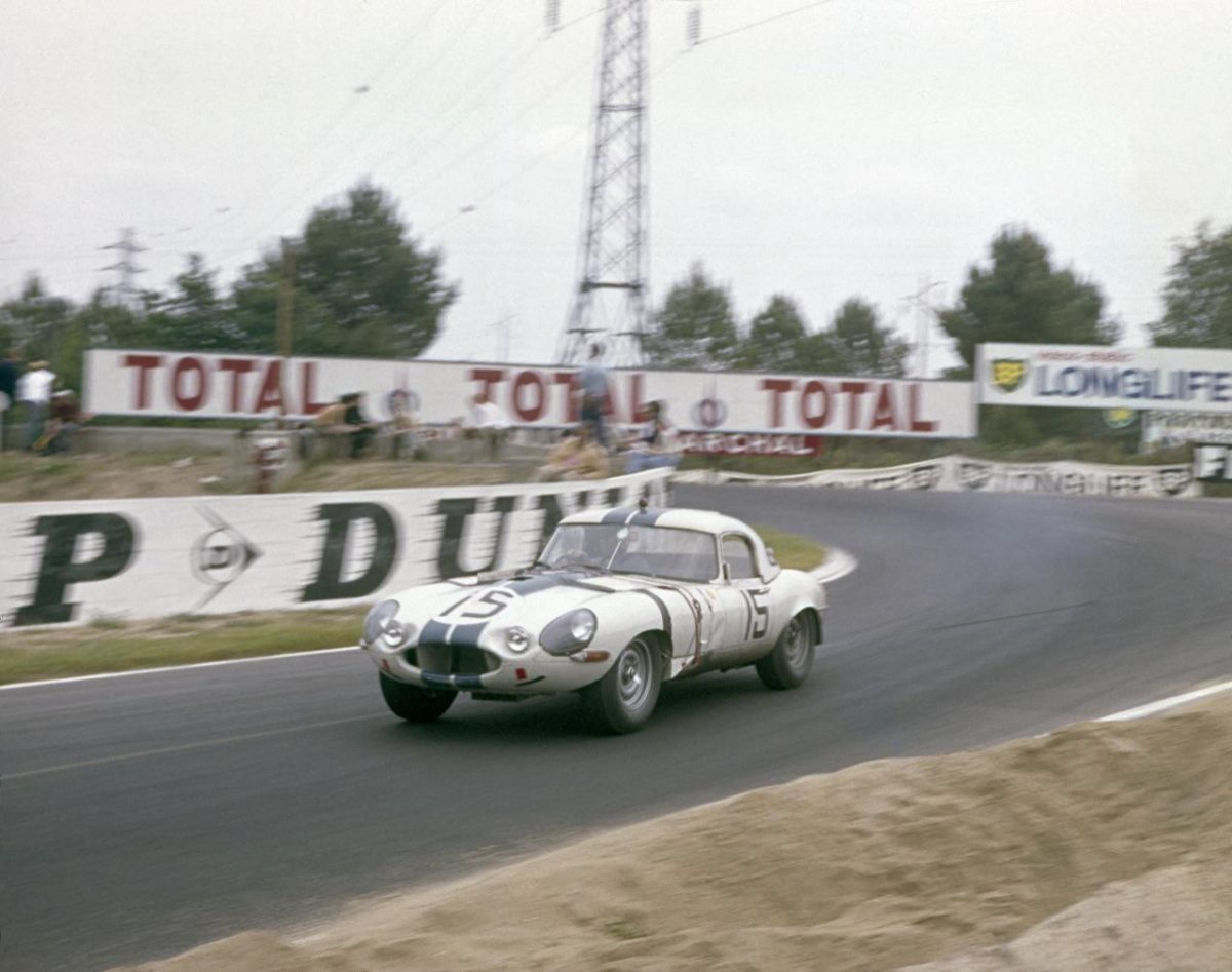 Galleria foto 'Jaguar E-Type: i sessant’anni del  mito british' - foto 15