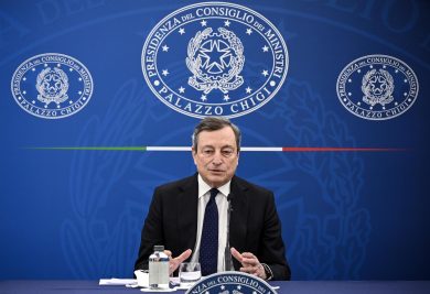 Draghi promette «più soldi e più in fretta»