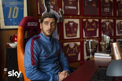 Speravo de morì prima: tutto sulla serie evento su Francesco Totti