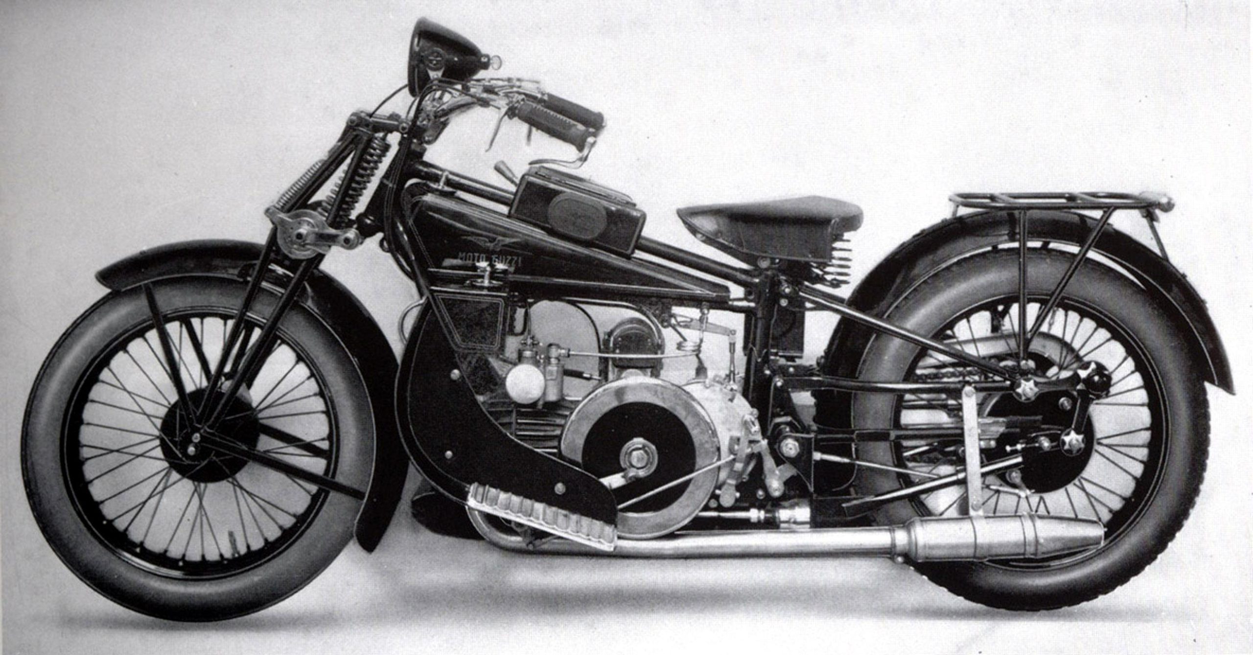 Moto Guzzi compie 100 anni