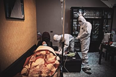 Forse il governo si sveglia. Sileri apre alle cure domiciliari