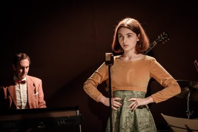 La bambina che non voleva cantare: la storia di Nada diventa un film tv