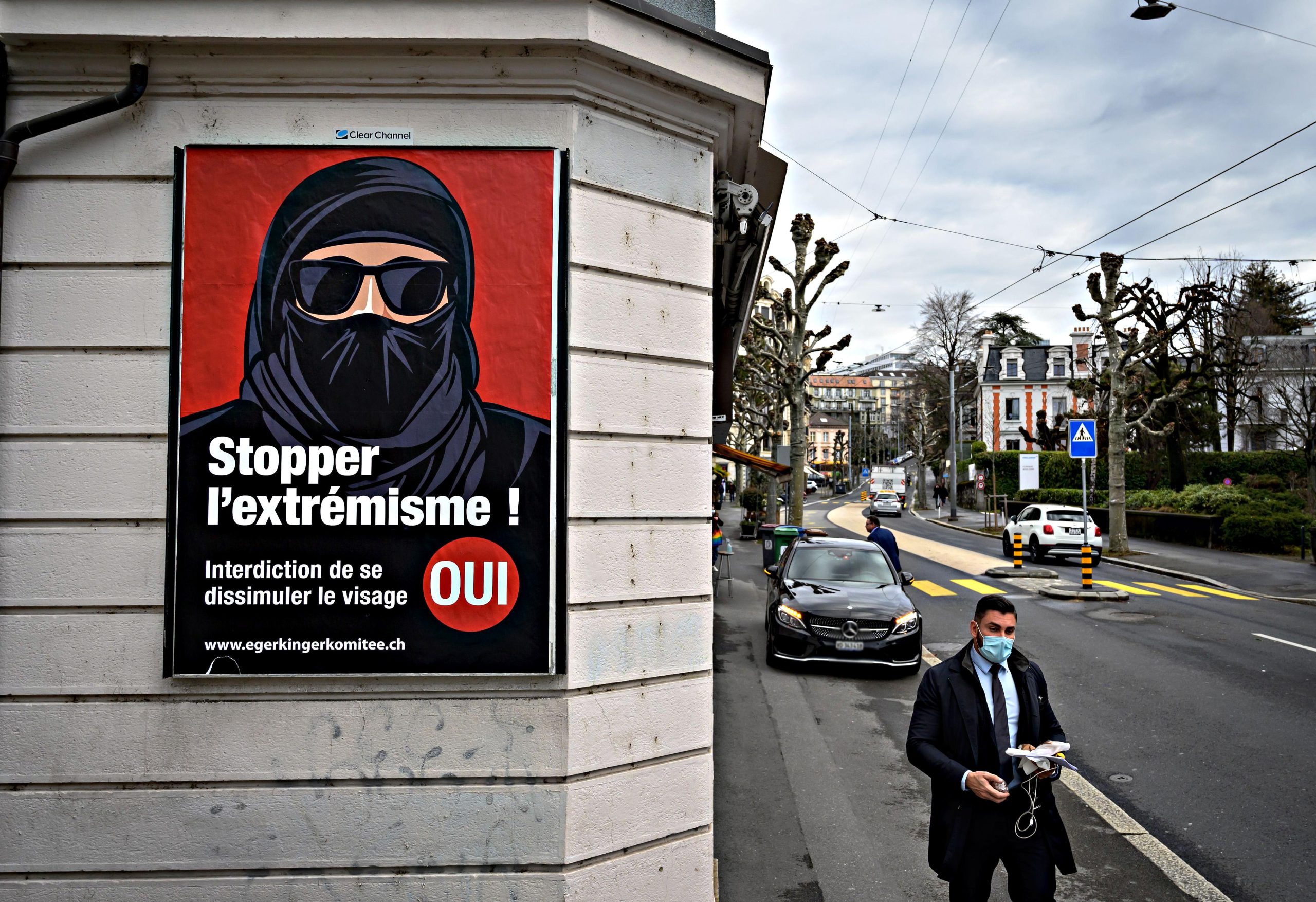 In Svizzera un referendum su burqa e niqab