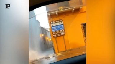 Imperia, guasto all’acquedotto: geyser di diversi metri | video