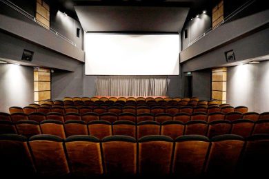 Riapertura cinema, bilancio di un mese: attivo il 50% delle sale, ma gli incassi sono scarsi