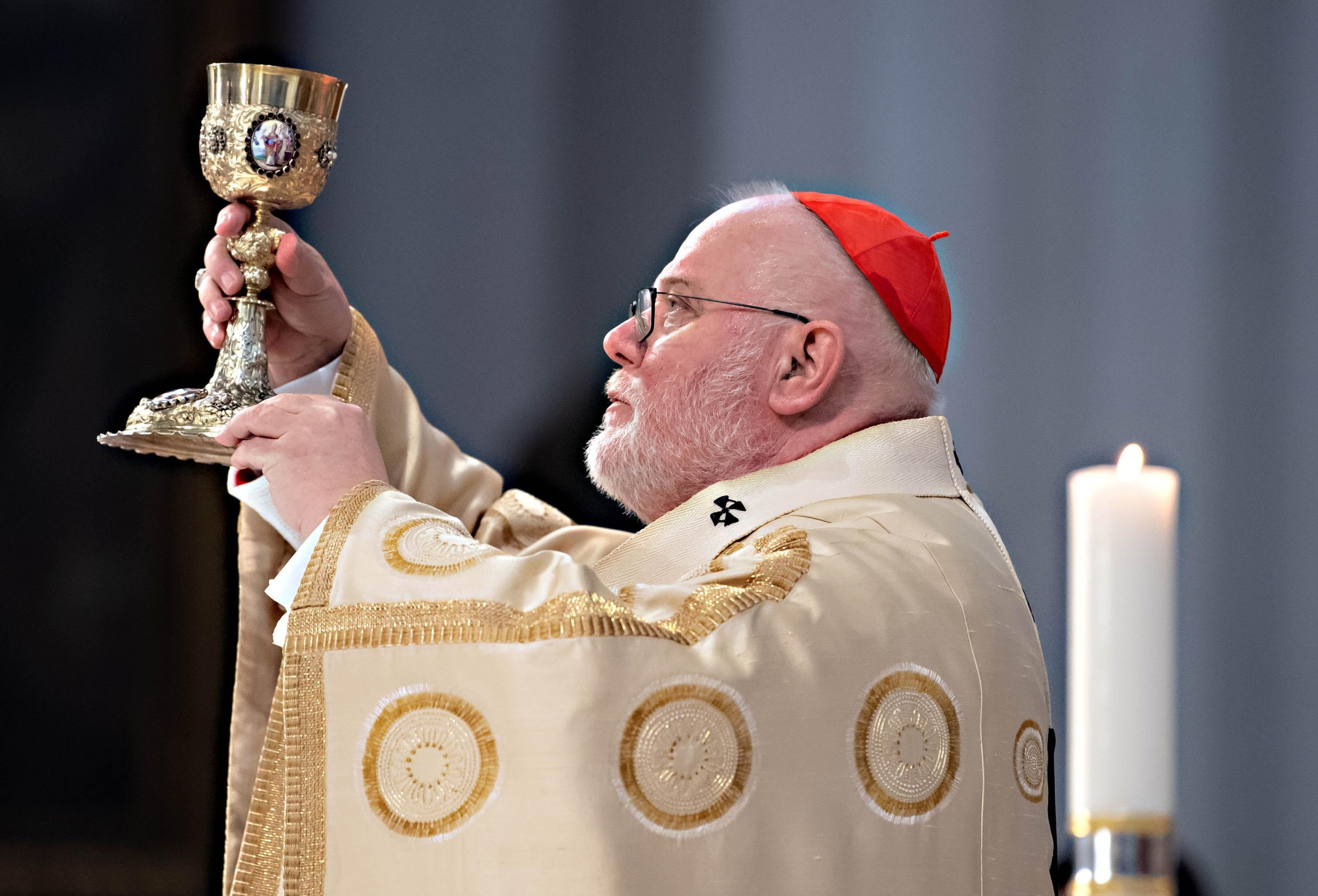 «Gay di tutto
il mondo, vi benedico» «Gay di tutto
il mondo, vi benedico»