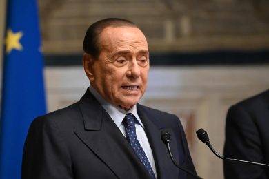 Perché il giudice Franco andò a dire a Berlusconi che la sua condanna  era stata «una porcheria»