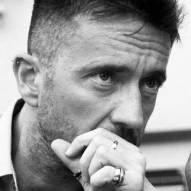 La «superiorità» della sinistra, una malattia da cui non guarirà mai