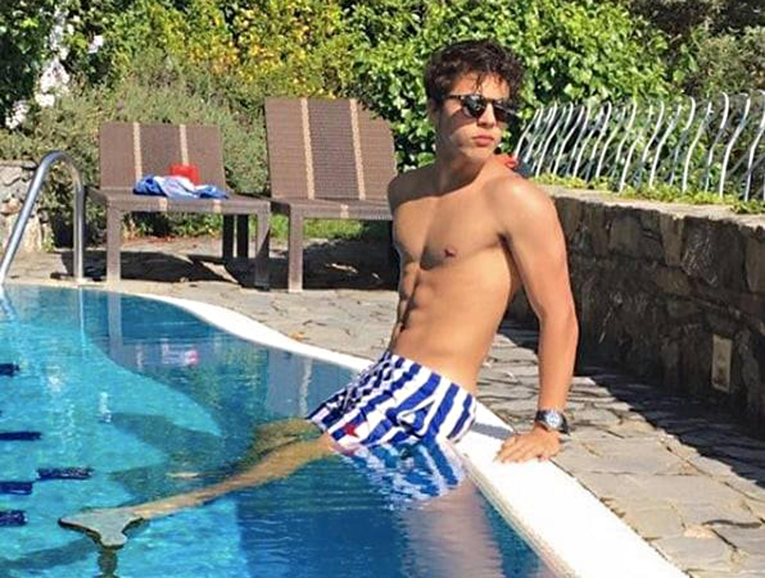 «Così m’hanno stuprata in casa Grillo»